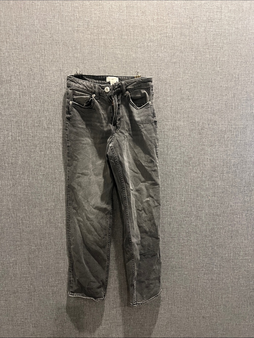 H&M Women's Straight Jeans in Washed Gray